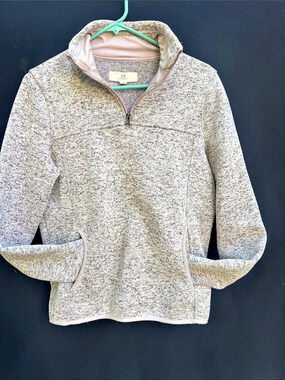 Thread & Supply Wubby Fleece Pullover Small